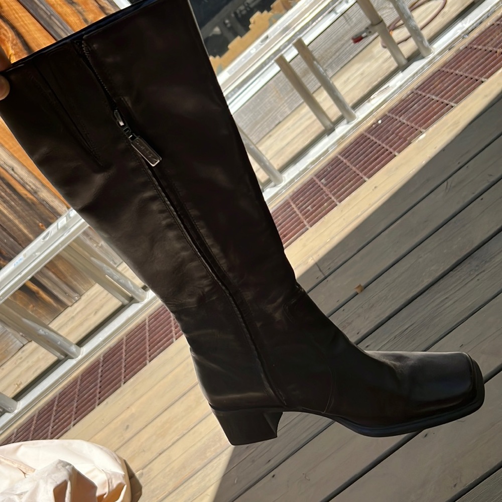 Caressa Brown Ultima Series "Jeannine" Tall Boots/Booties